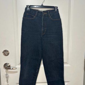 👖 Eye Stopper Juniors Dark Blue Jeans - Size 9, Trendy & Durable! 👖